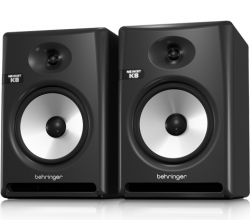 beheringer-nekkst-K8-monitors