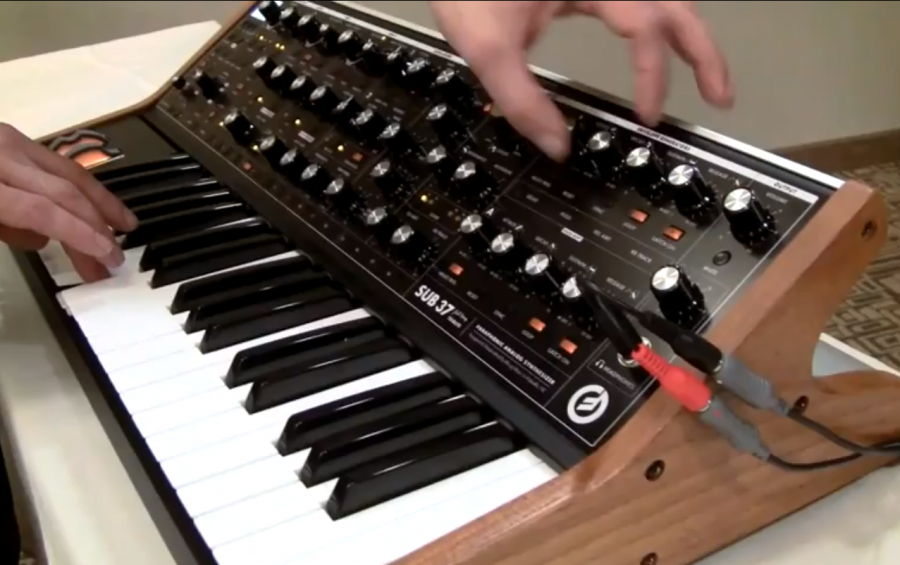 Как синхронизировать moog 37 с компьютером