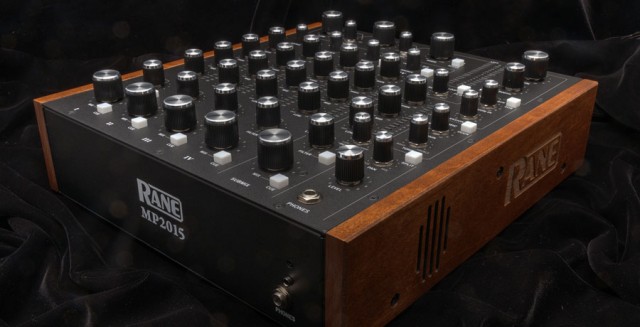 rane-mp2015_black_low_900x460