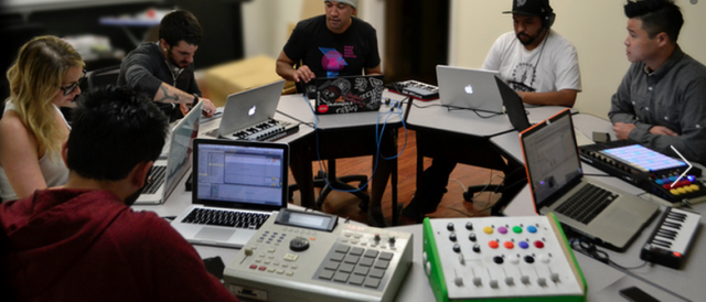 Beat Lab Academy School of Electronic Music Production School Opens In LA –  Synthtopia