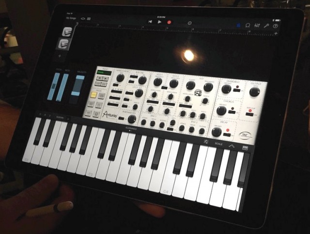 arturia-imini-audio-unit-garageband-crop