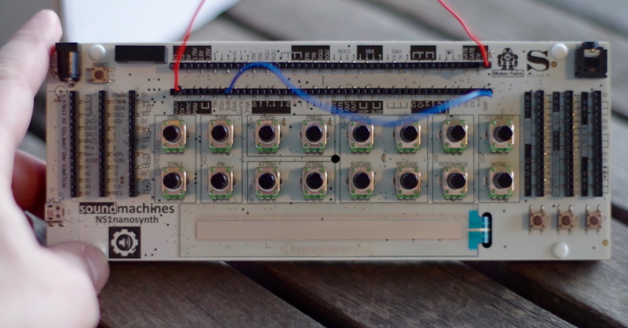 The Soundmachines NS1nanosynth Is A Tiny, Powerful Modular