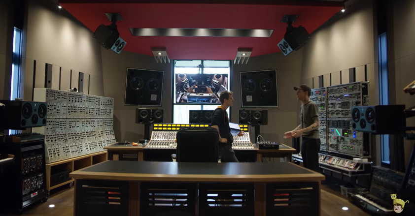 Inside Deadmau5's Studio – Synthtopia